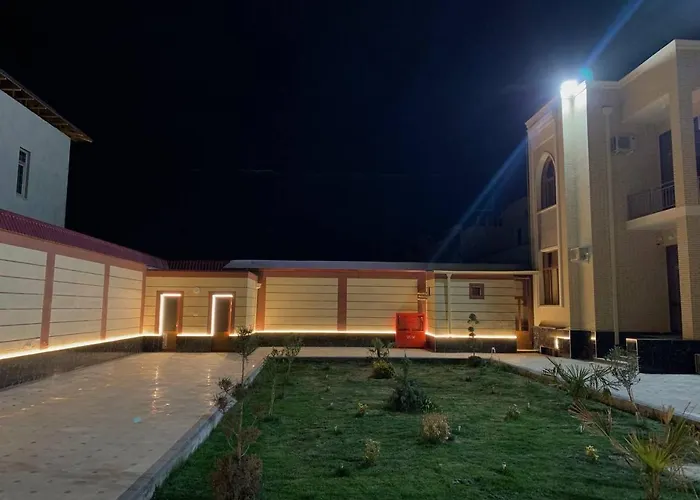 Omorfi Bukhara Hotel